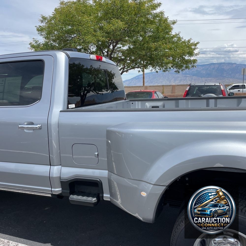 2024 Ford F-350 Super Duty Lariat