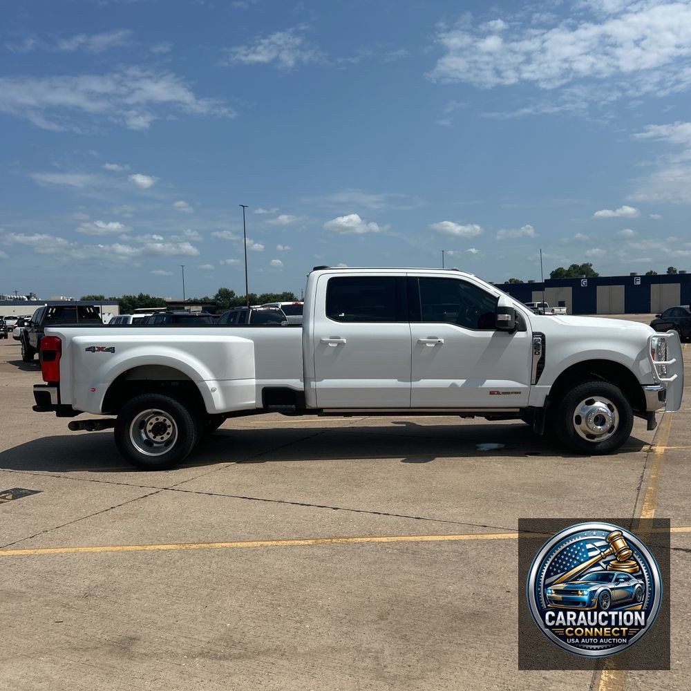 2023 Ford F-350 Super Duty Lariat