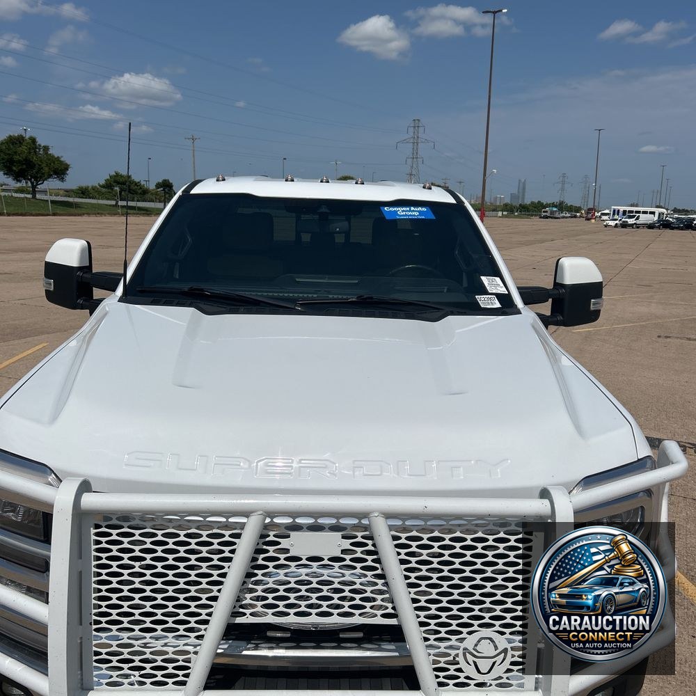 2023 Ford F-350 Super Duty Lariat