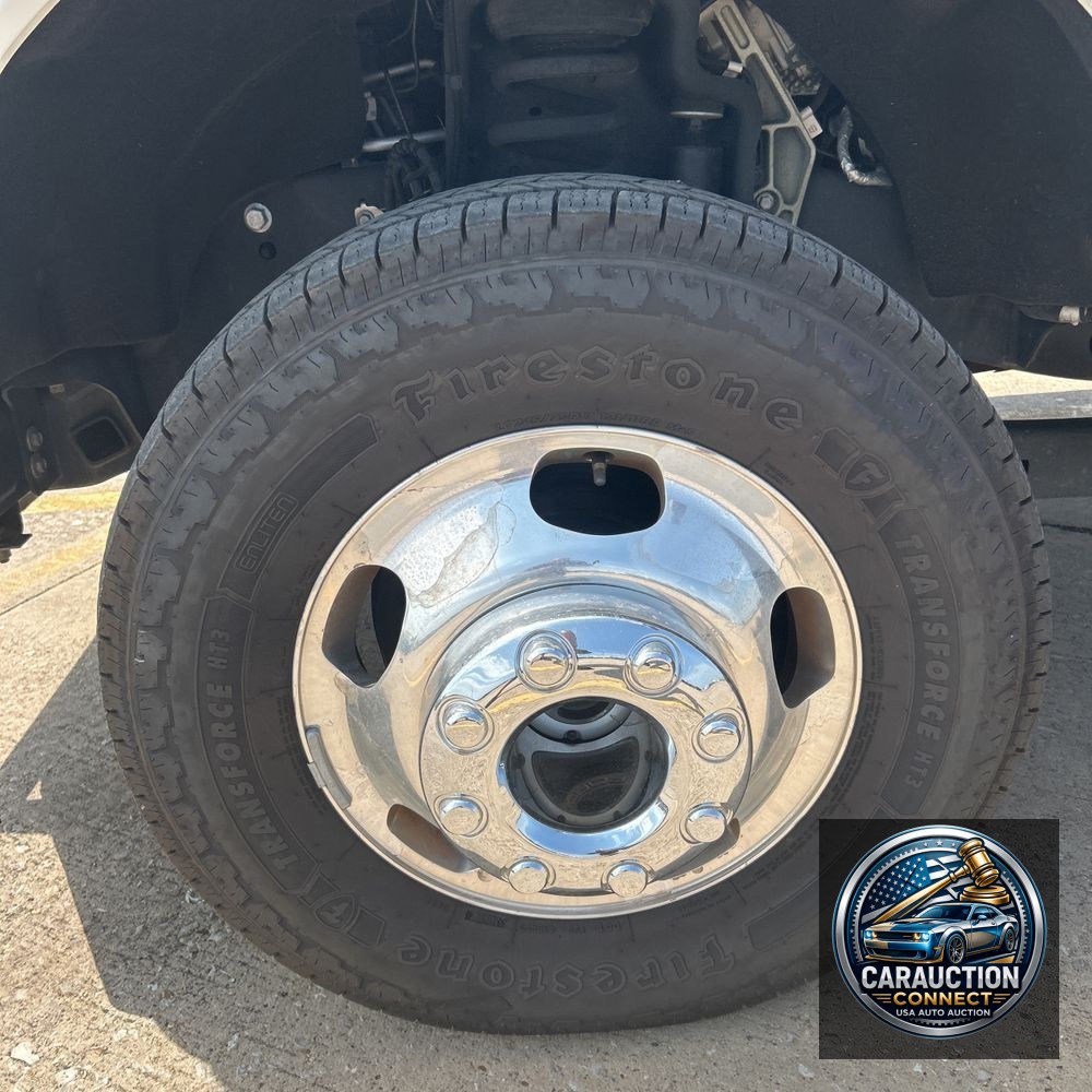 2023 Ford F-350 Super Duty Lariat