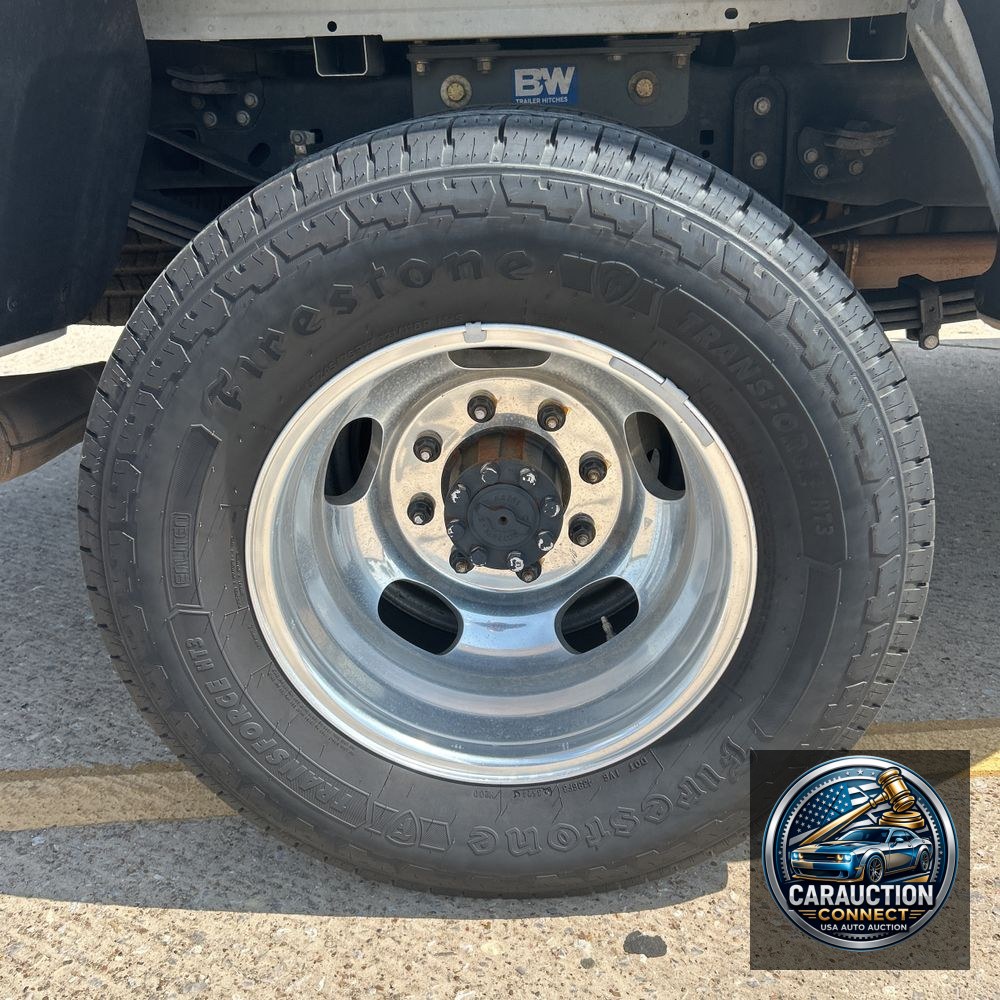 2023 Ford F-350 Super Duty Lariat