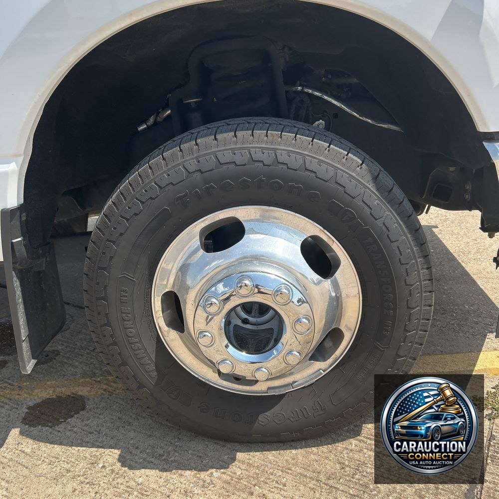 2023 Ford F-350 Super Duty Lariat