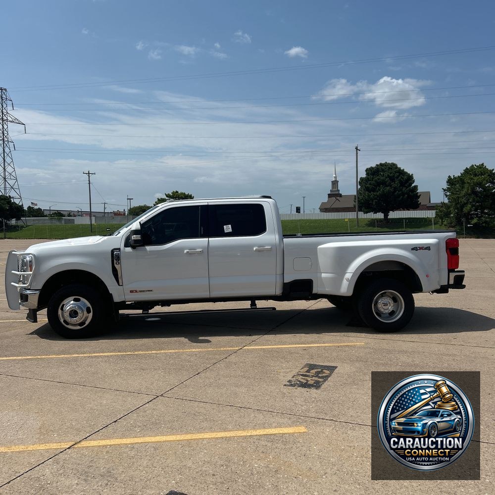 2023 Ford F-350 Super Duty Lariat