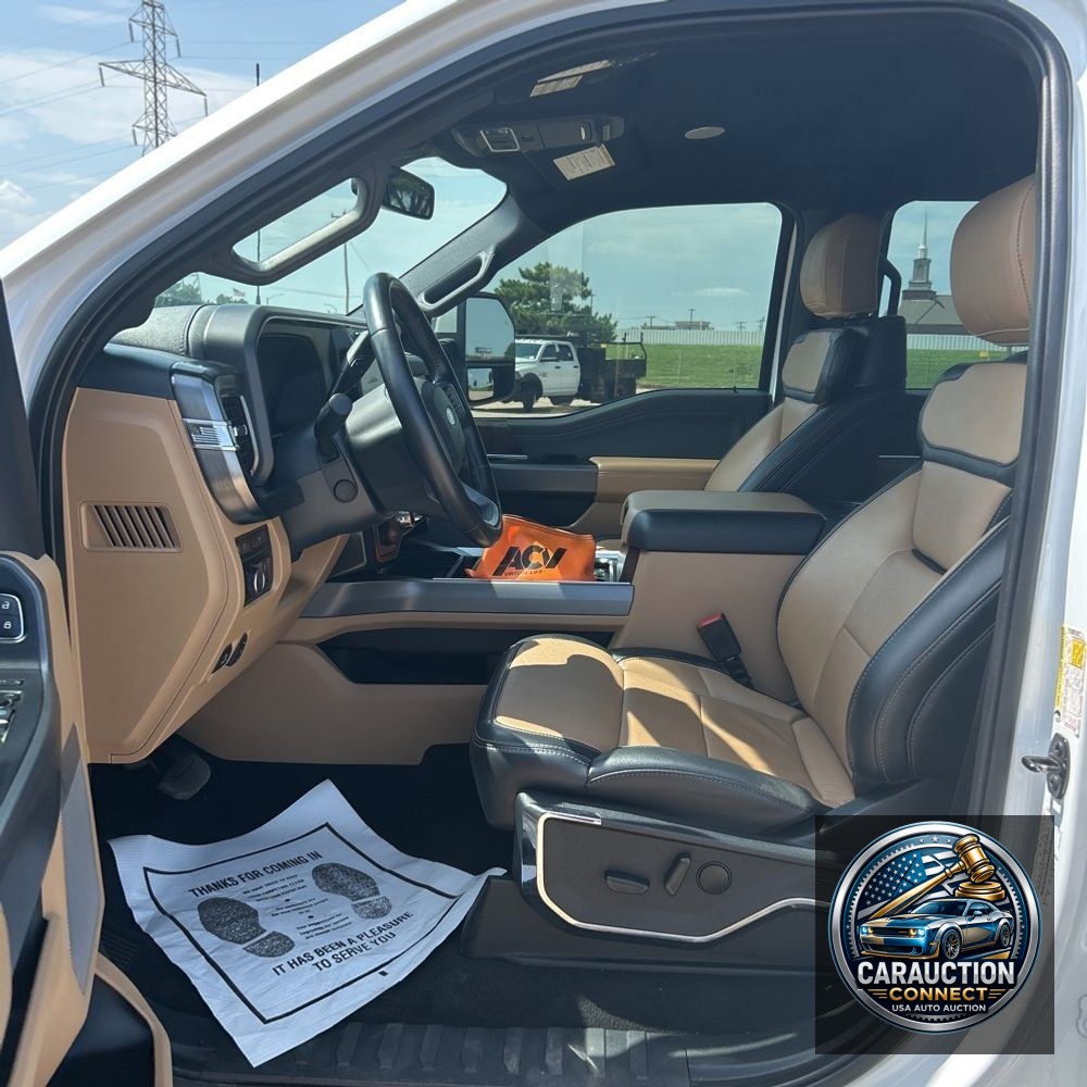 2023 Ford F-350 Super Duty Lariat
