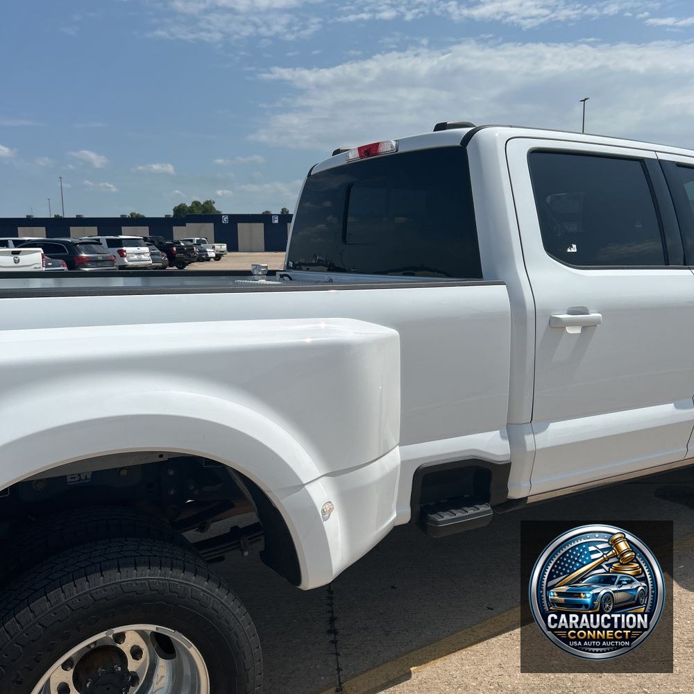 2023 Ford F-350 Super Duty Lariat