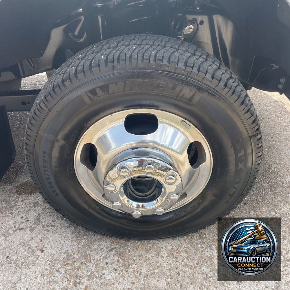 2024 Ford F-350 Super Duty Lariat