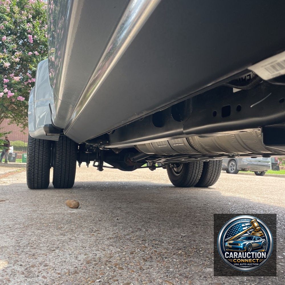 2024 Ford F-350 Super Duty Lariat