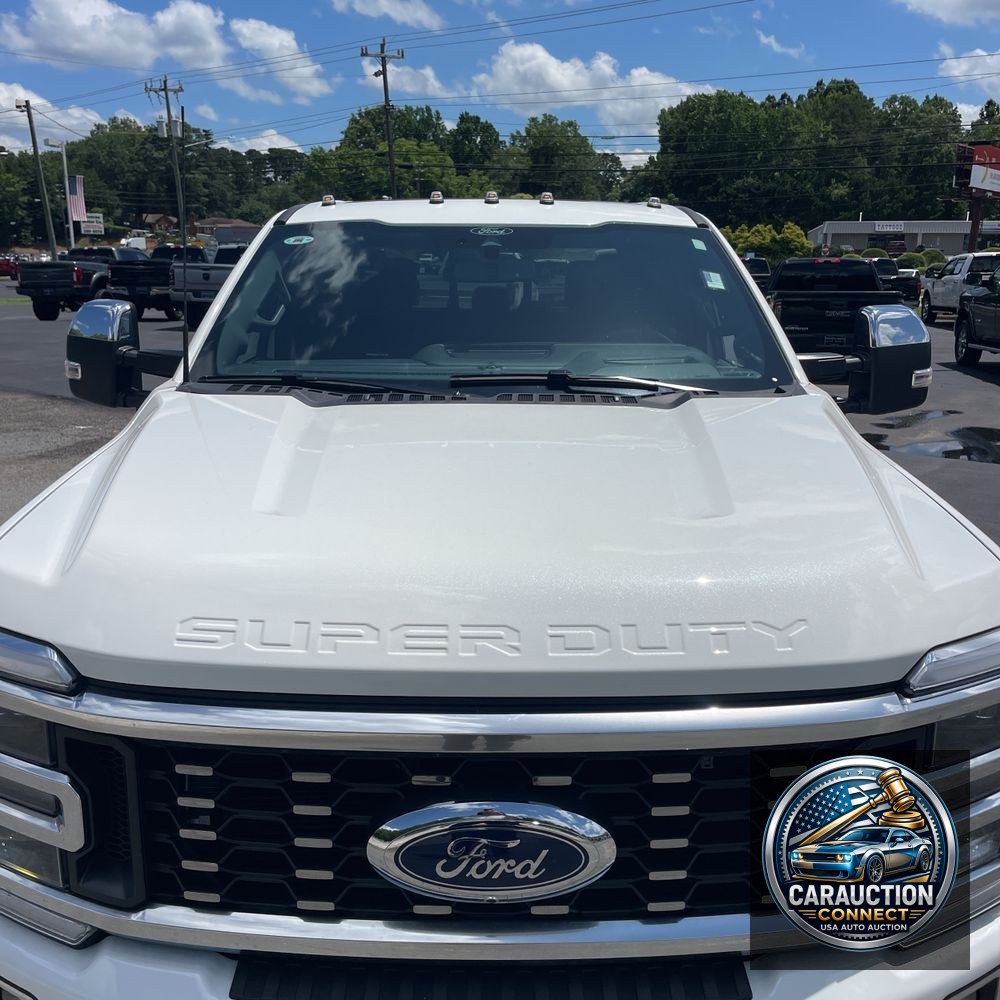 2024 Ford F-350 Super Duty Platinum