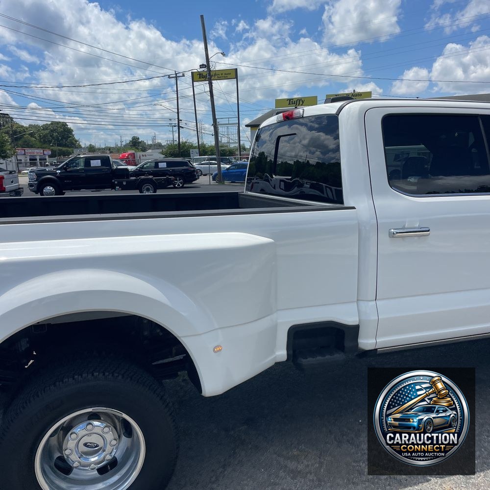 2024 Ford F-350 Super Duty Platinum