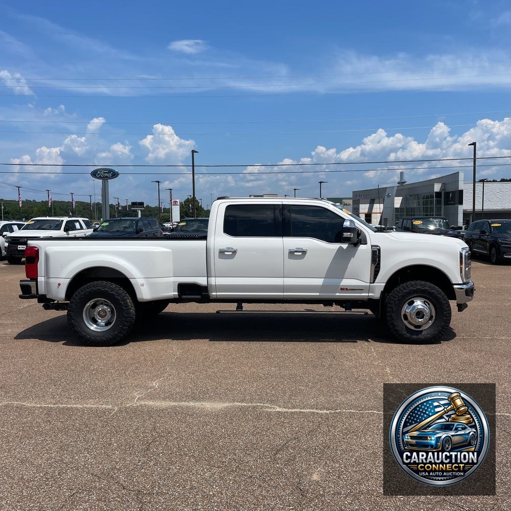 2025 Ford F-350 Super Duty King Ranch