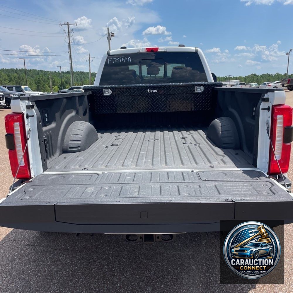2025 Ford F-350 Super Duty King Ranch