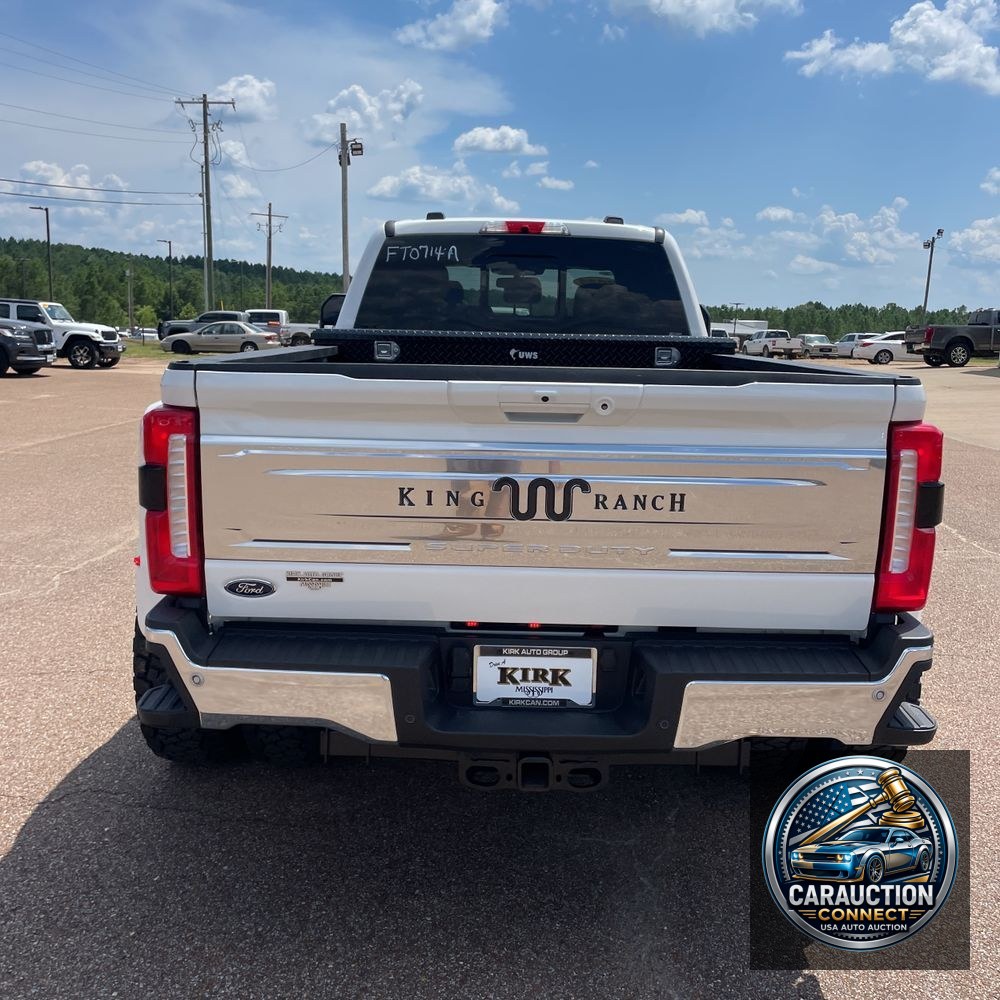 2025 Ford F-350 Super Duty King Ranch