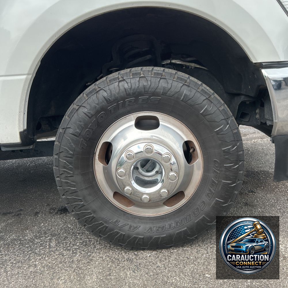 2022 Ford F-350 Super Duty Lariat