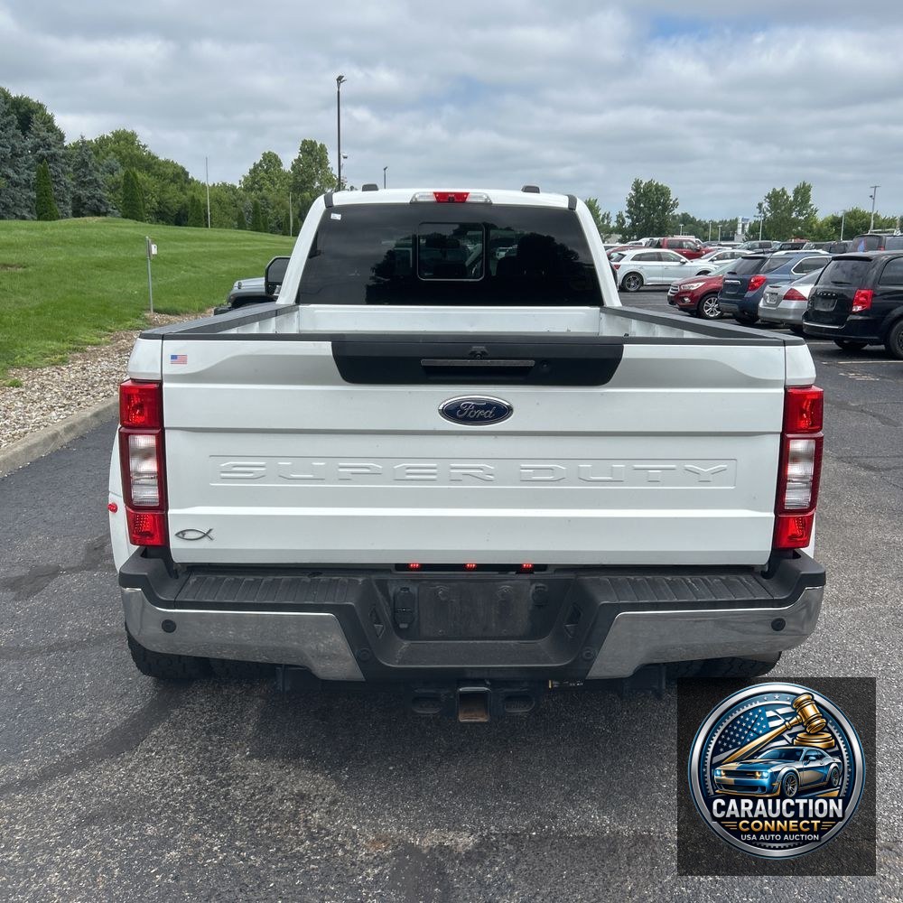 2022 Ford F-350 Super Duty Lariat