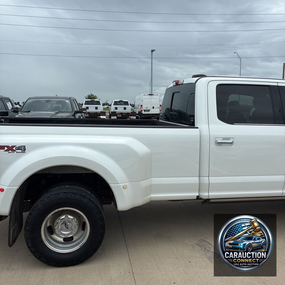 2020 Ford F350 S/D Platinum