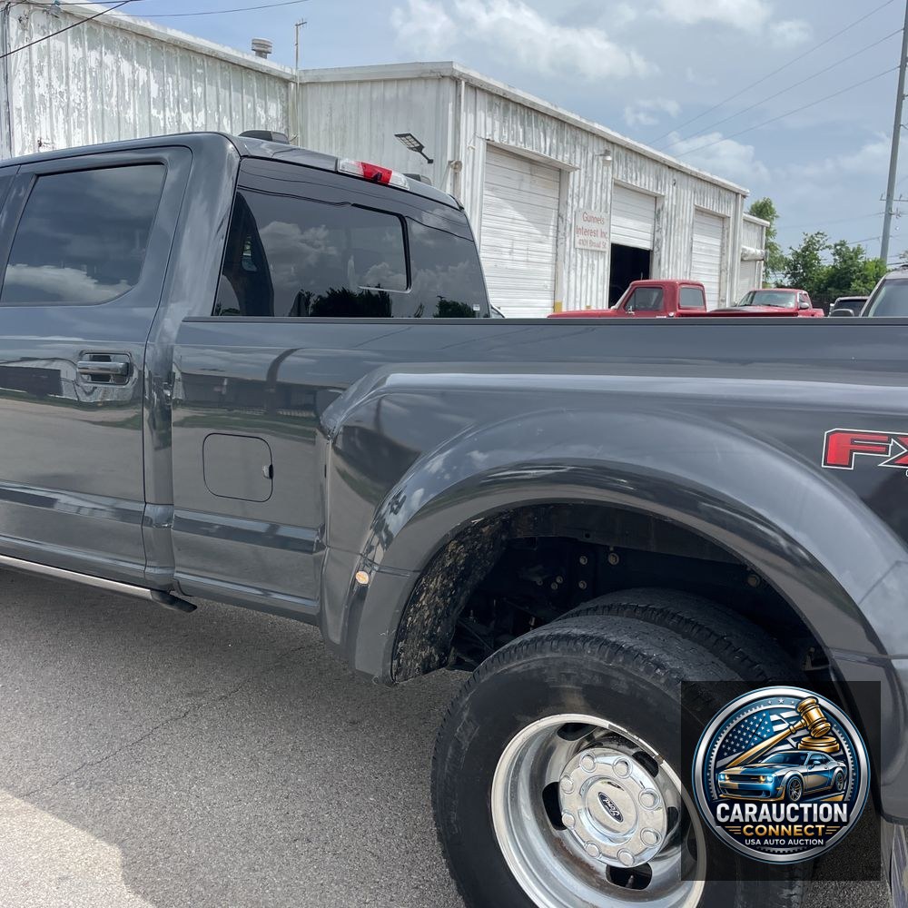 2021 Ford F-350 Super Duty Lariat