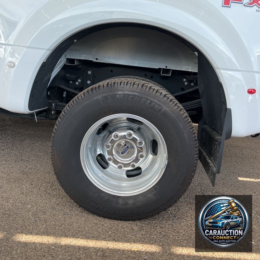 2024 Ford F-350 Super Duty Lariat