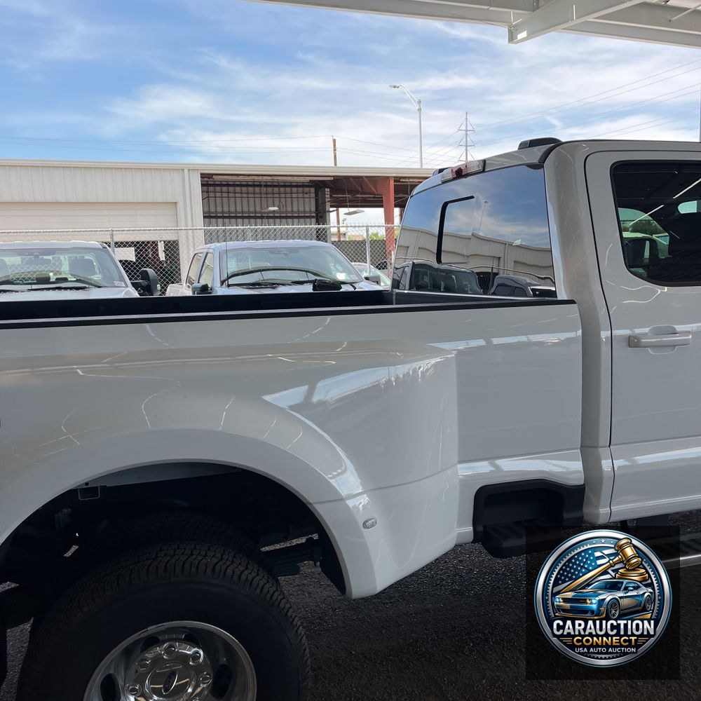2024 Ford F-350 Super Duty Lariat
