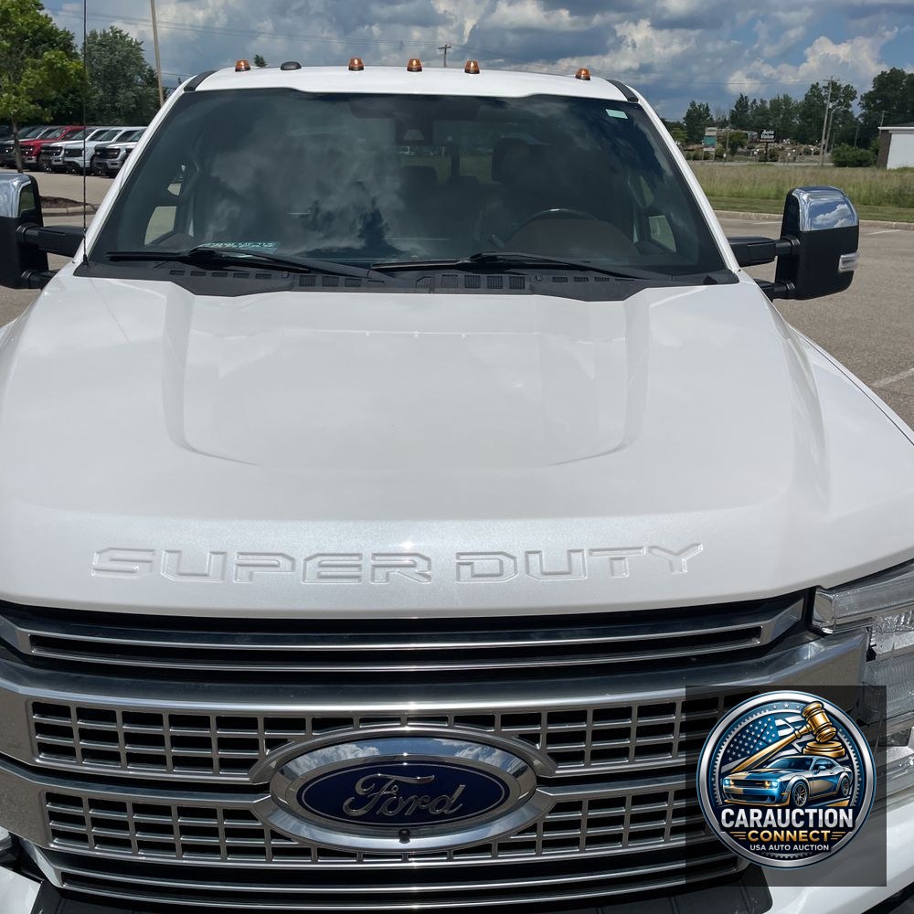2017 Ford F350 S/D Platinum