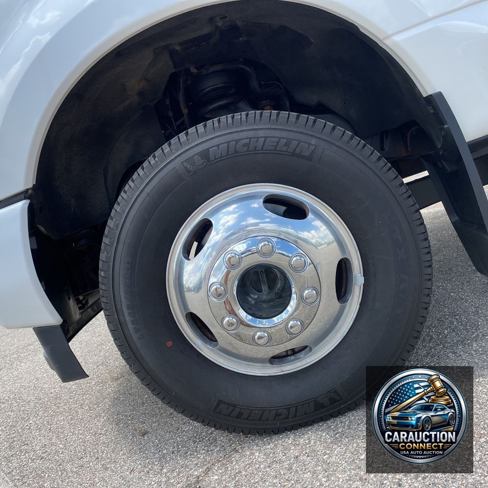 2017 Ford F350 S/D Platinum