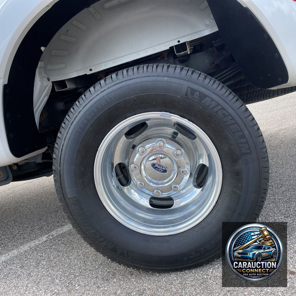 2017 Ford F350 S/D Platinum