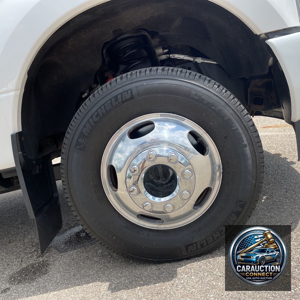 2017 Ford F350 S/D Platinum