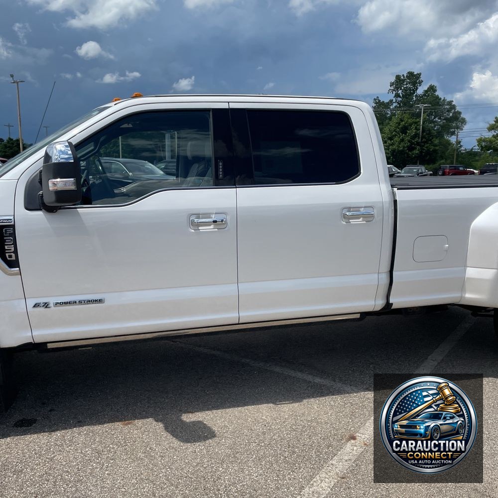 2017 Ford F350 S/D Platinum