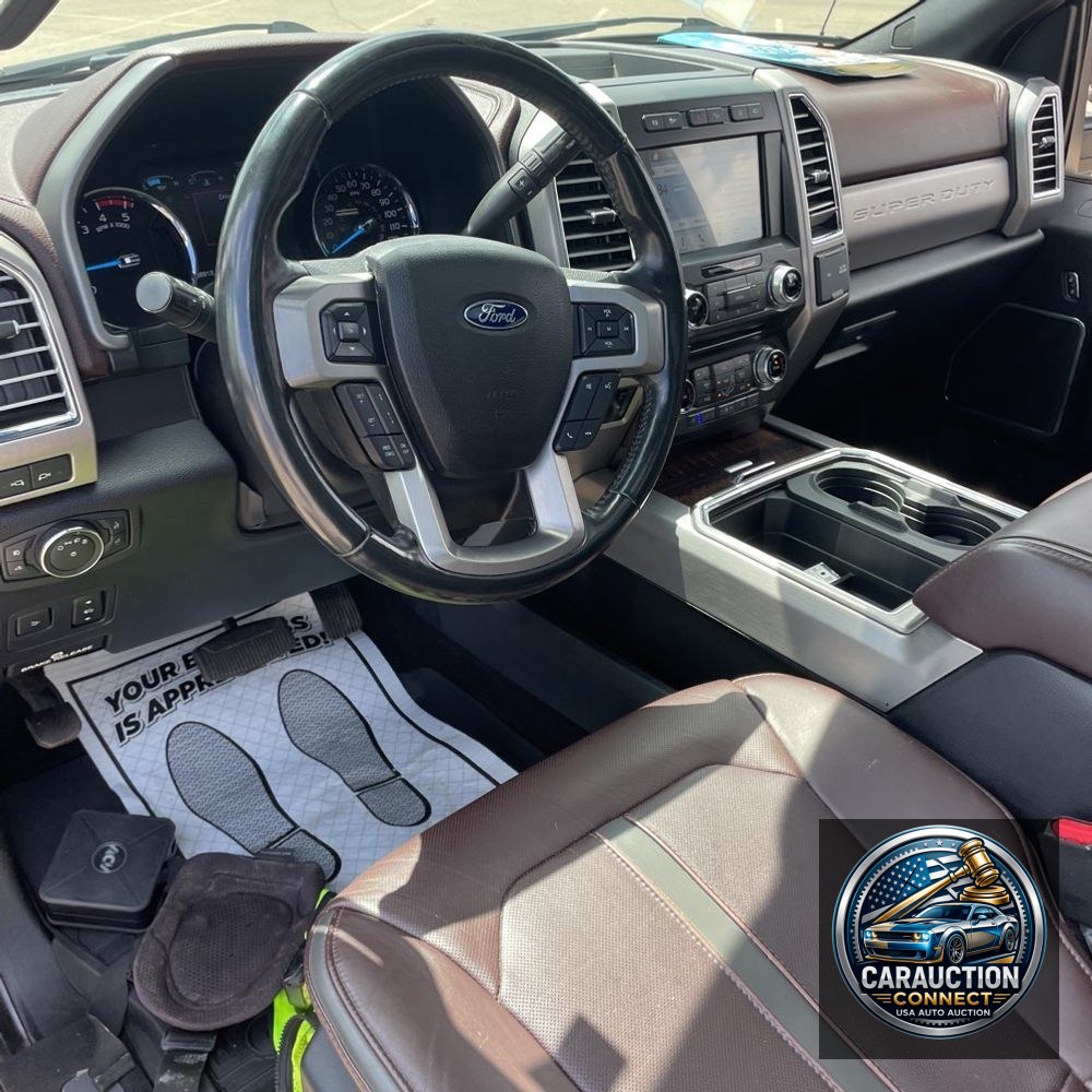 2017 Ford F350 S/D Platinum