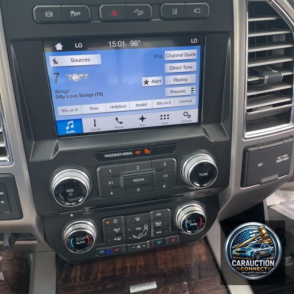 2017 Ford F350 S/D Platinum