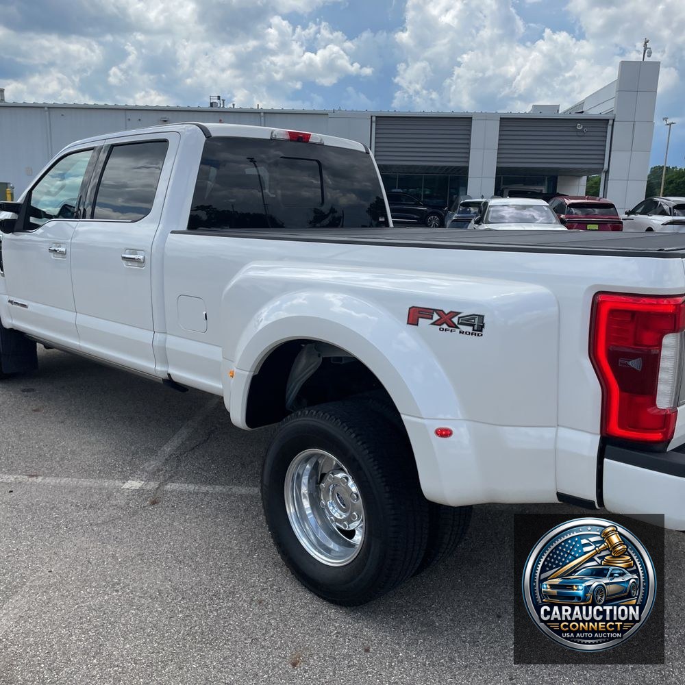 2017 Ford F350 S/D Platinum