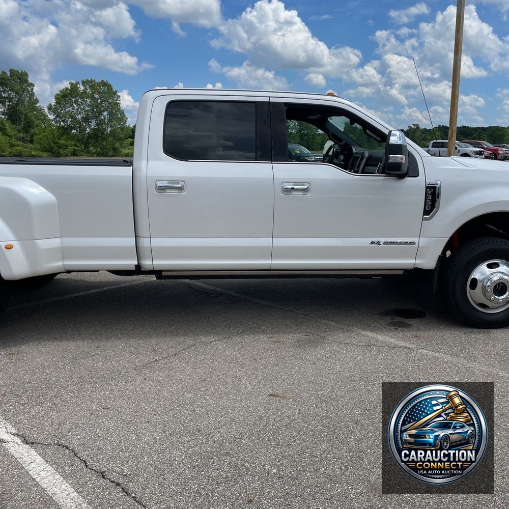 2017 Ford F350 S/D Platinum