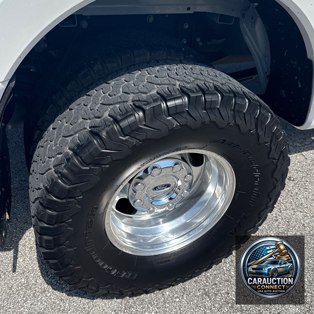 2022 Ford F-350 Super Duty Lariat