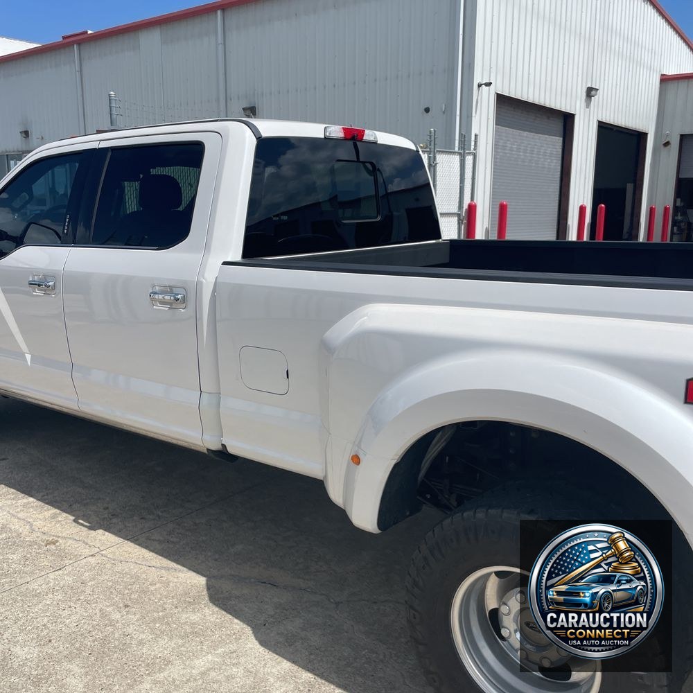 2017 Ford F-350 Super Duty Platinum