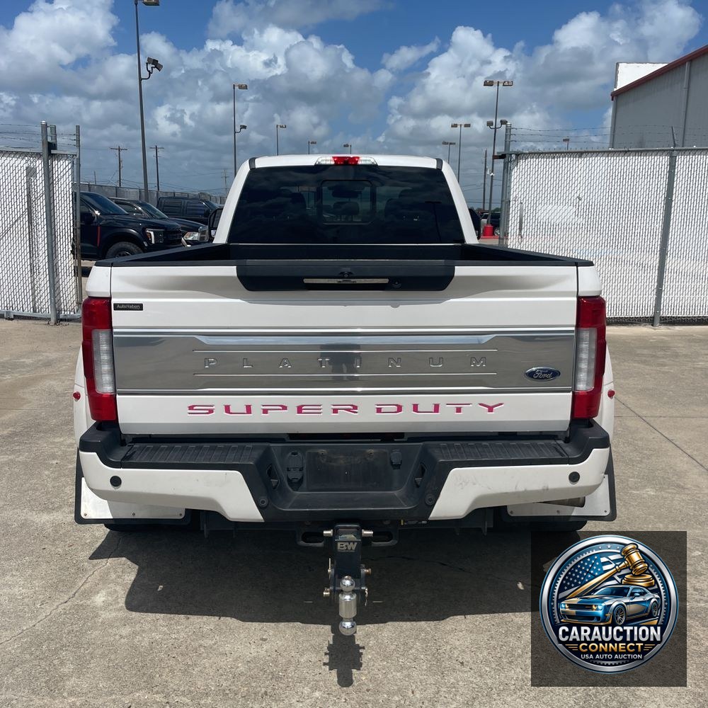 2017 Ford F-350 Super Duty Platinum