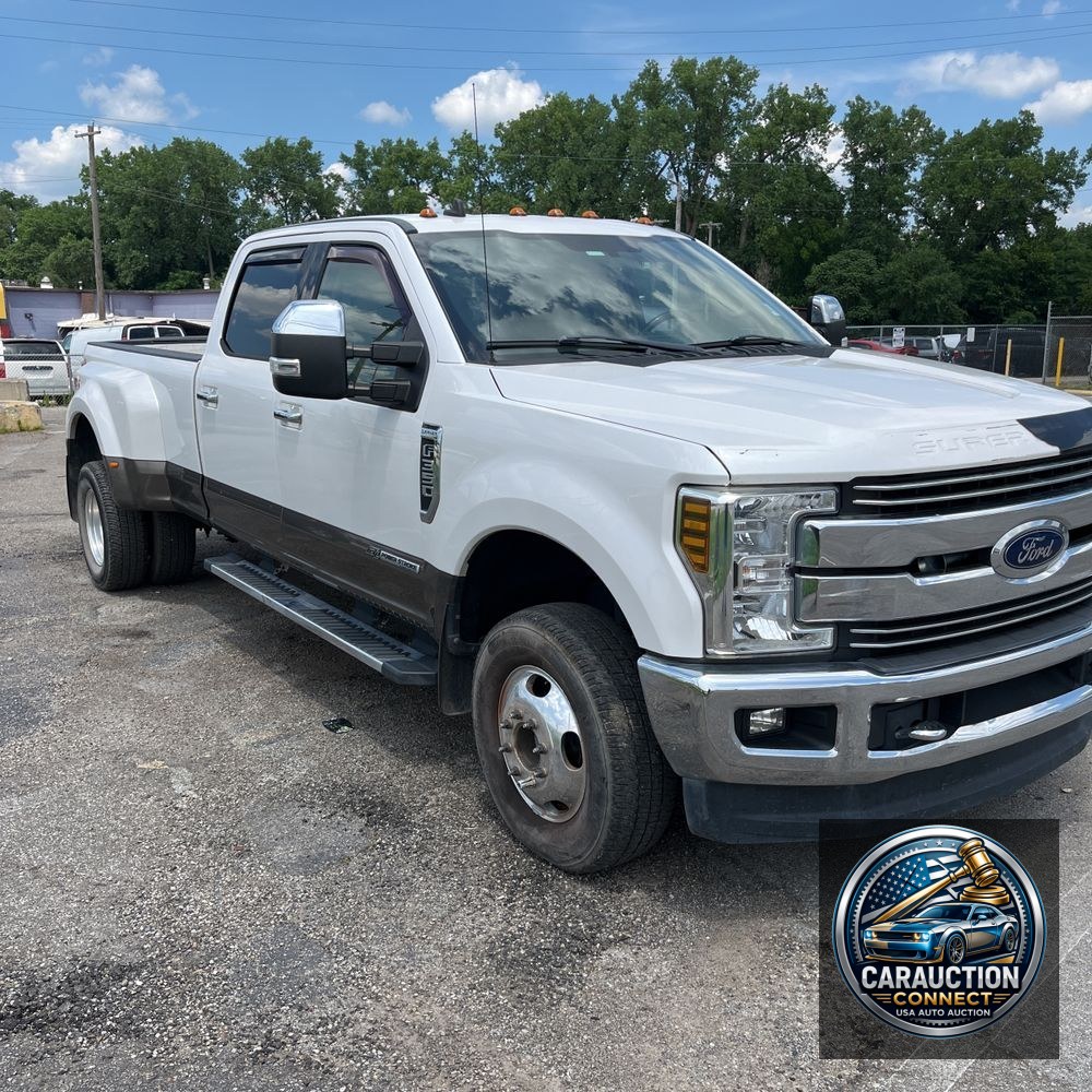 2019 Ford F-350 Super Duty Lariat