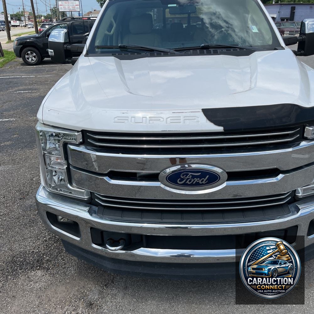 2019 Ford F-350 Super Duty Lariat