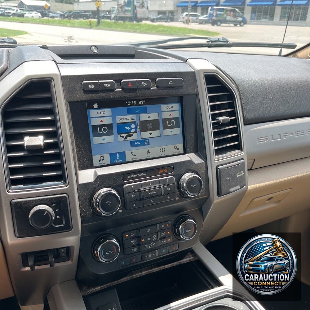 2019 Ford F-350 Super Duty Lariat