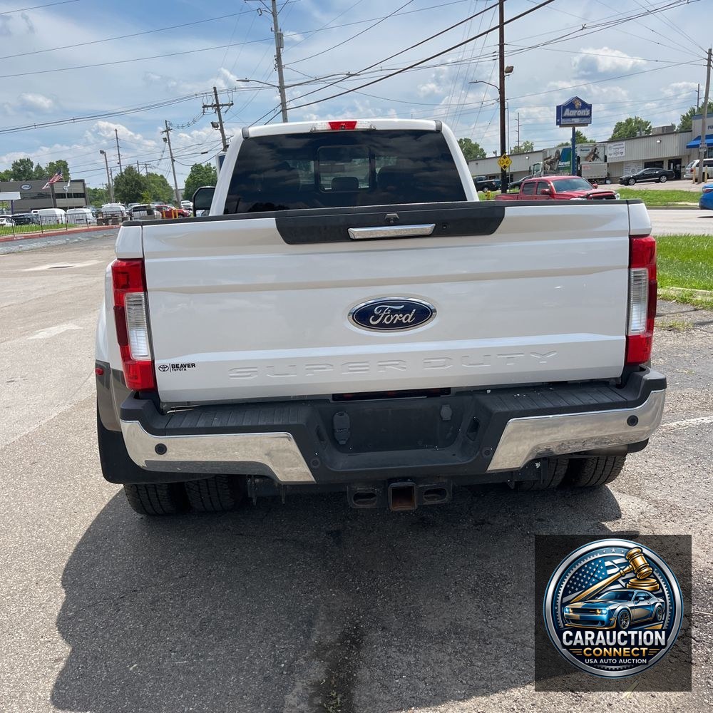 2019 Ford F-350 Super Duty Lariat