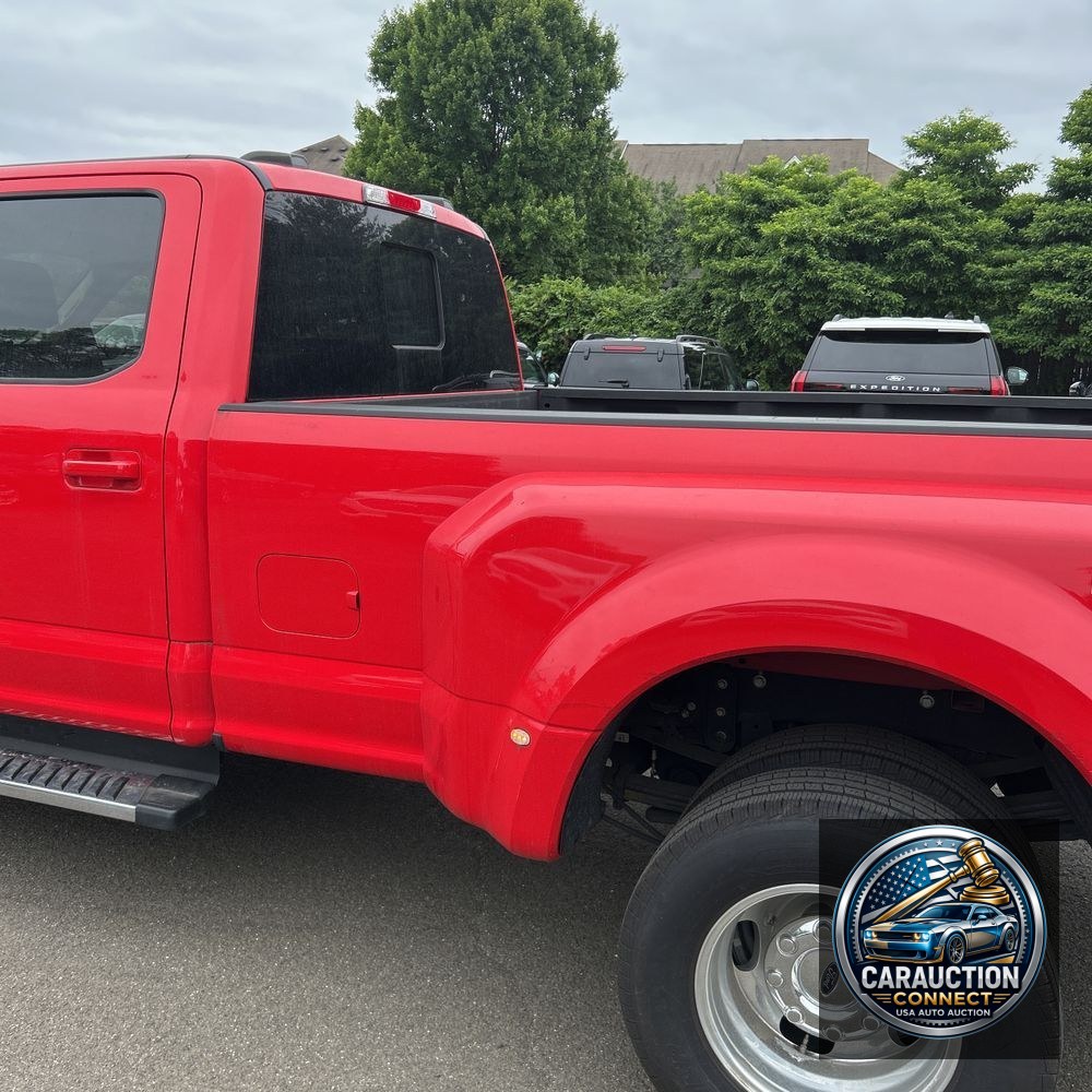 2020 Ford F-350 Super Duty Lariat