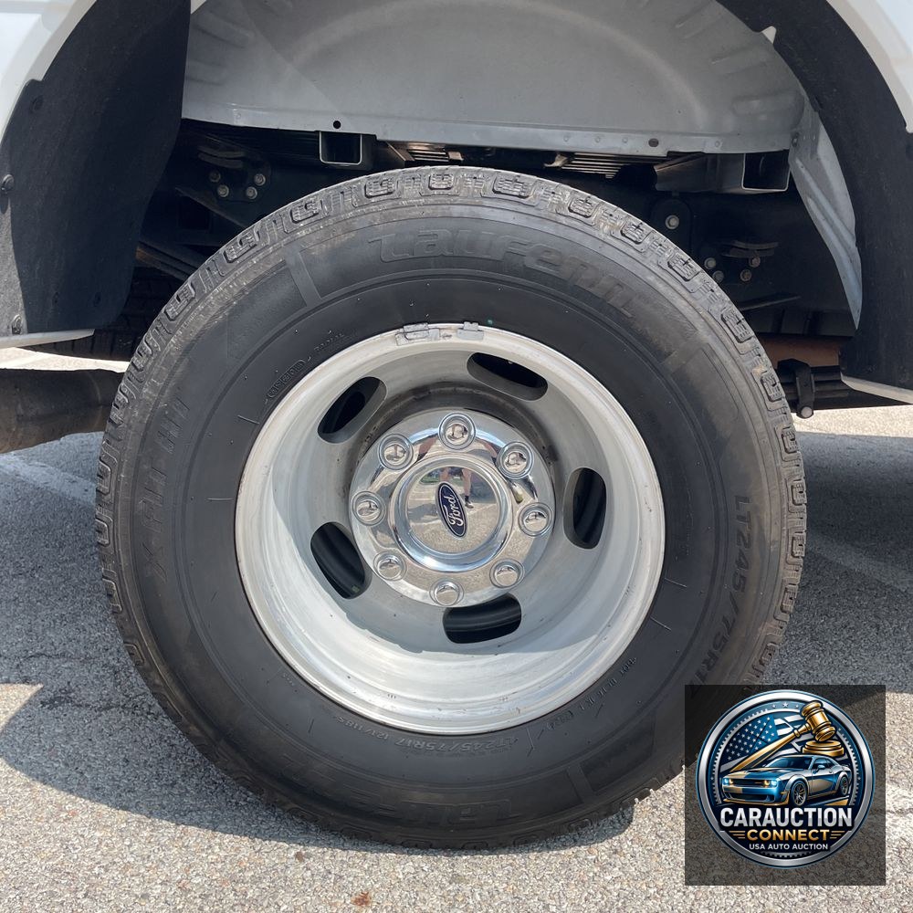 2023 Ford F-350 Super Duty XL