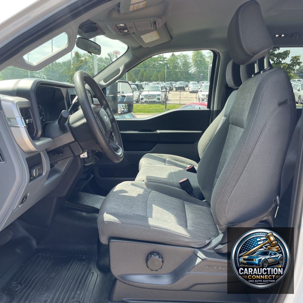 2023 Ford F-350 Super Duty XL