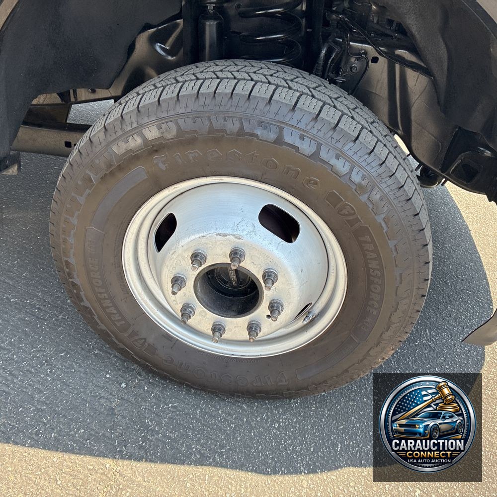2023 Ford F-350 Super Duty XL