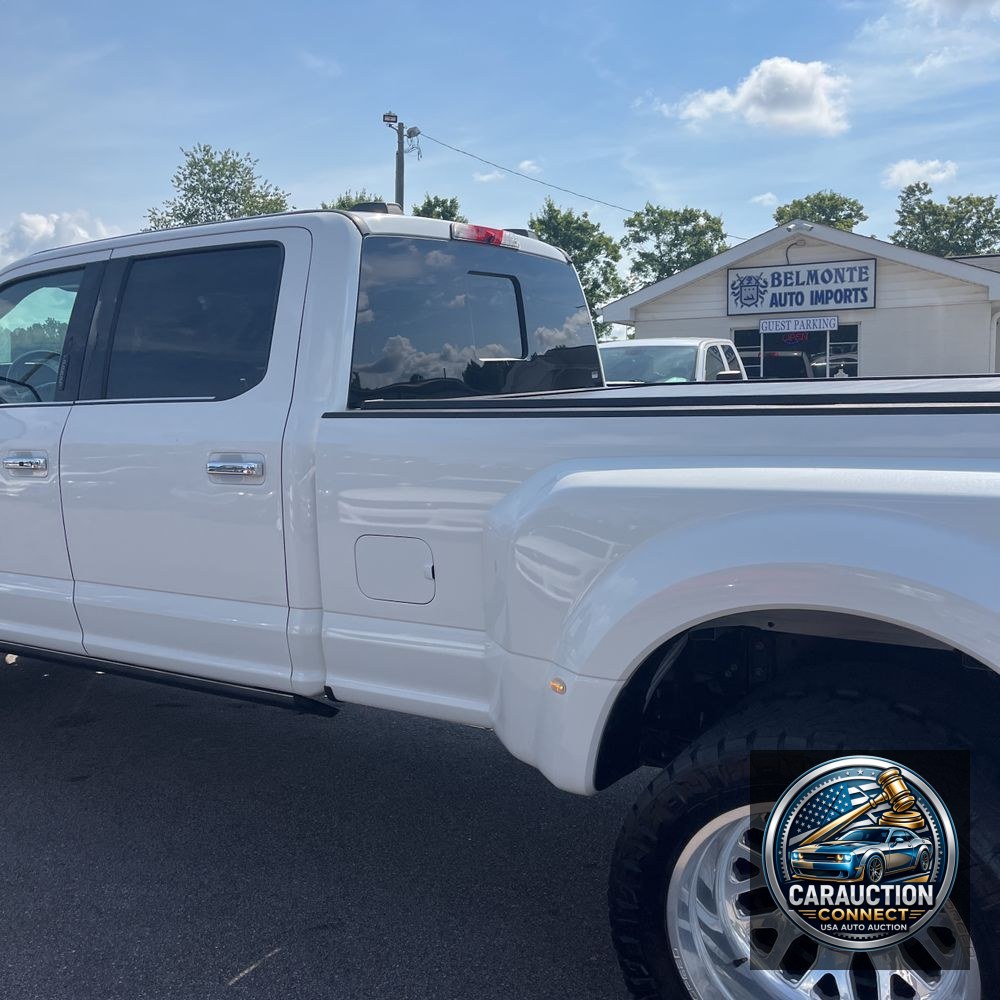 2022 Ford F-350 Super Duty Platinum