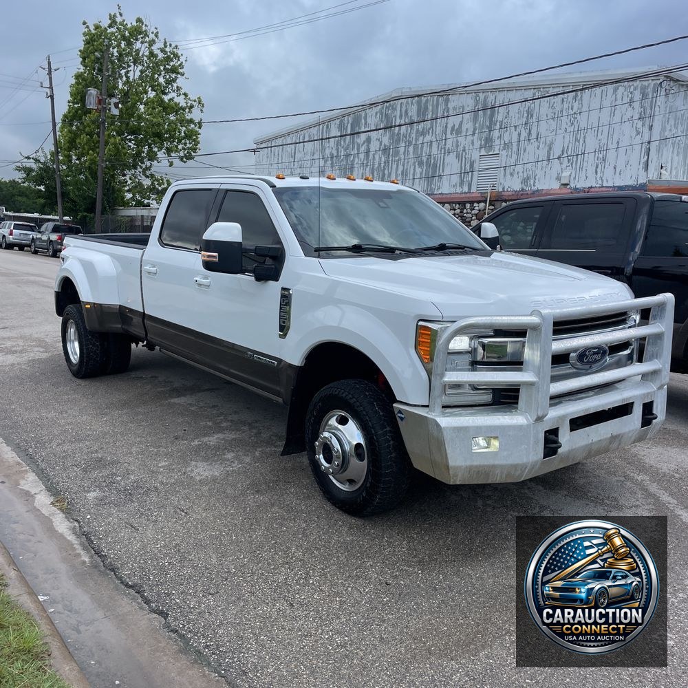 2017 Ford F-350 Super Duty King Ranch
