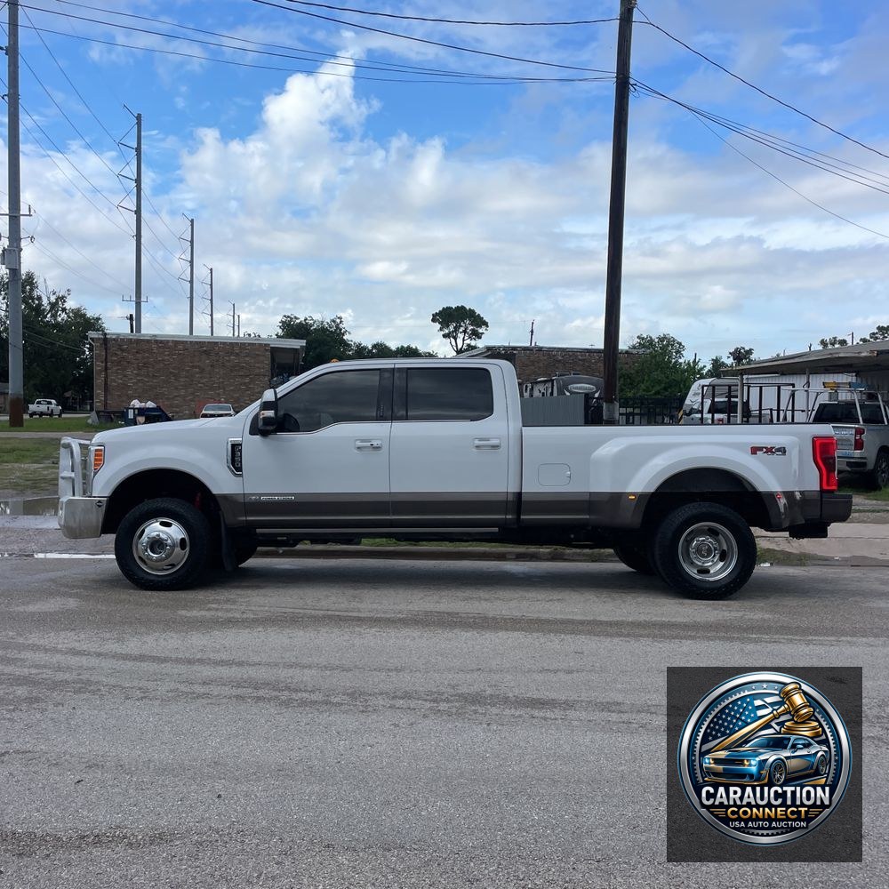 2017 Ford F-350 Super Duty King Ranch