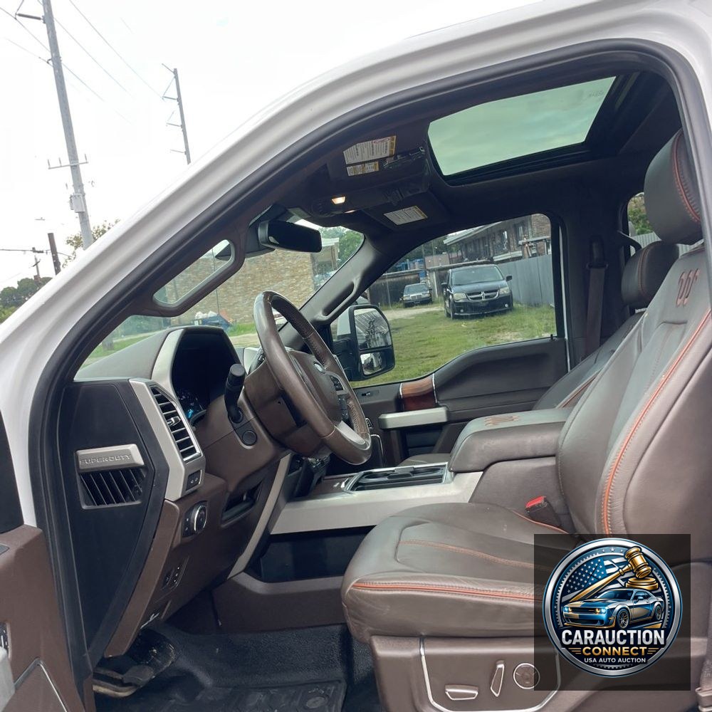 2017 Ford F-350 Super Duty King Ranch