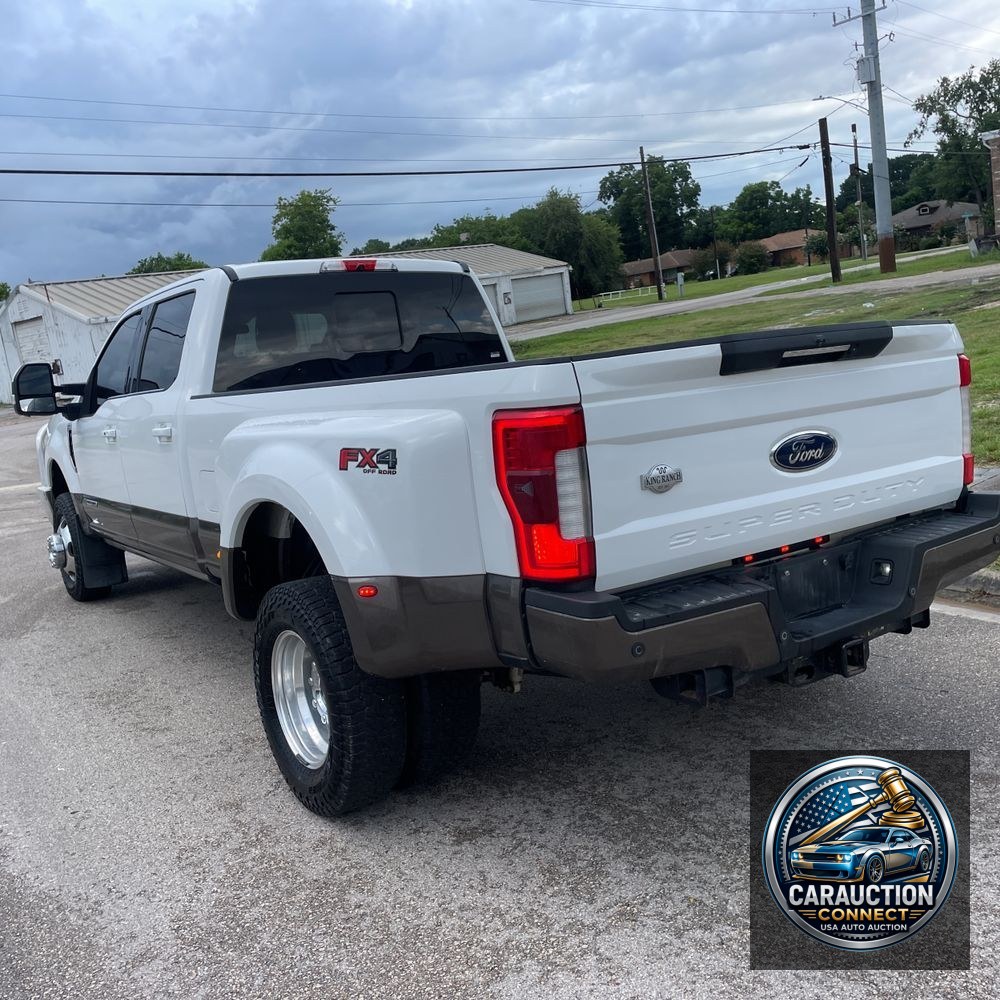 2017 Ford F-350 Super Duty King Ranch