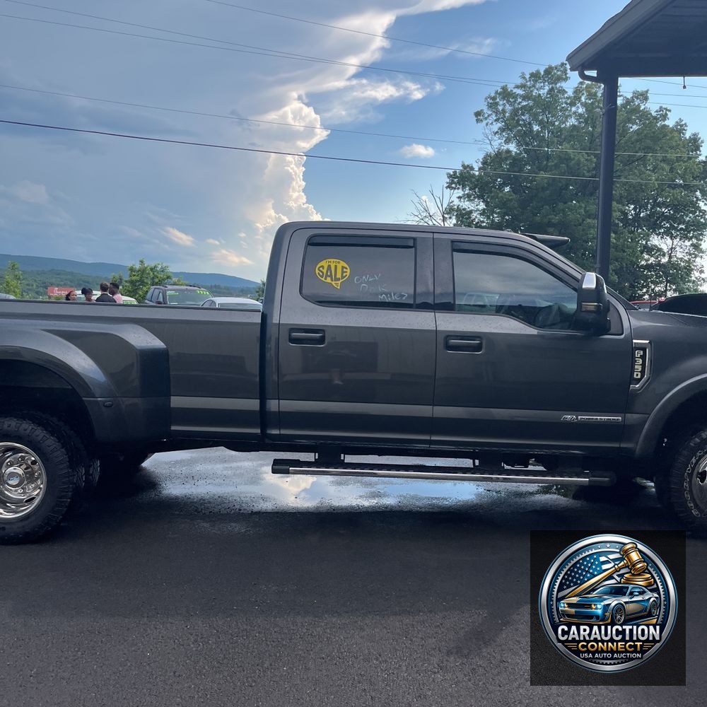 2019 Ford F350SD XLT Crew Cab 4WD LWB DRW