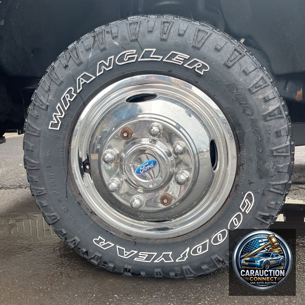 2019 Ford F350SD XLT Crew Cab 4WD LWB DRW