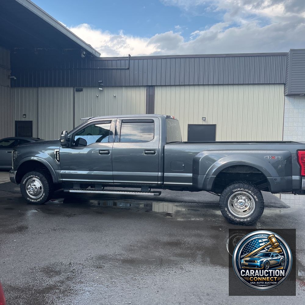 2019 Ford F350SD XLT Crew Cab 4WD LWB DRW